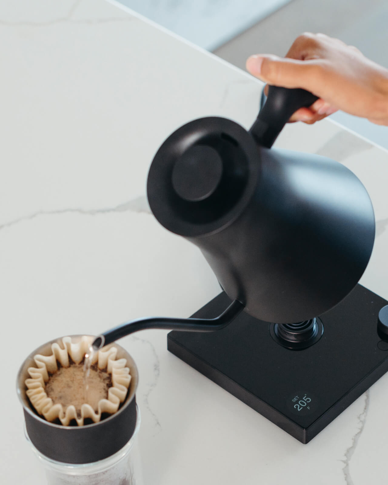 Fellow Stagg EKG Pro Electric Kettle | Coffee Pourover Kettle | Gooseneck kettle for coffee pourover | Equator Coffees